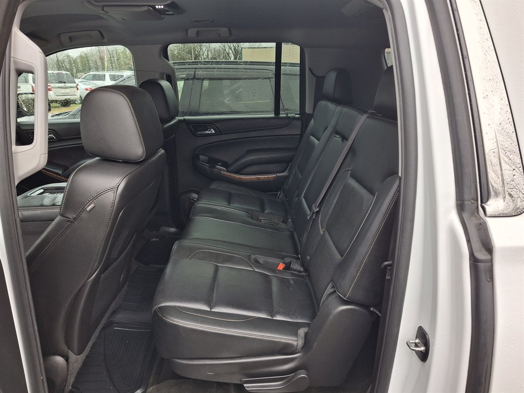 2015 Chevrolet Suburban LTZ - Photo 8