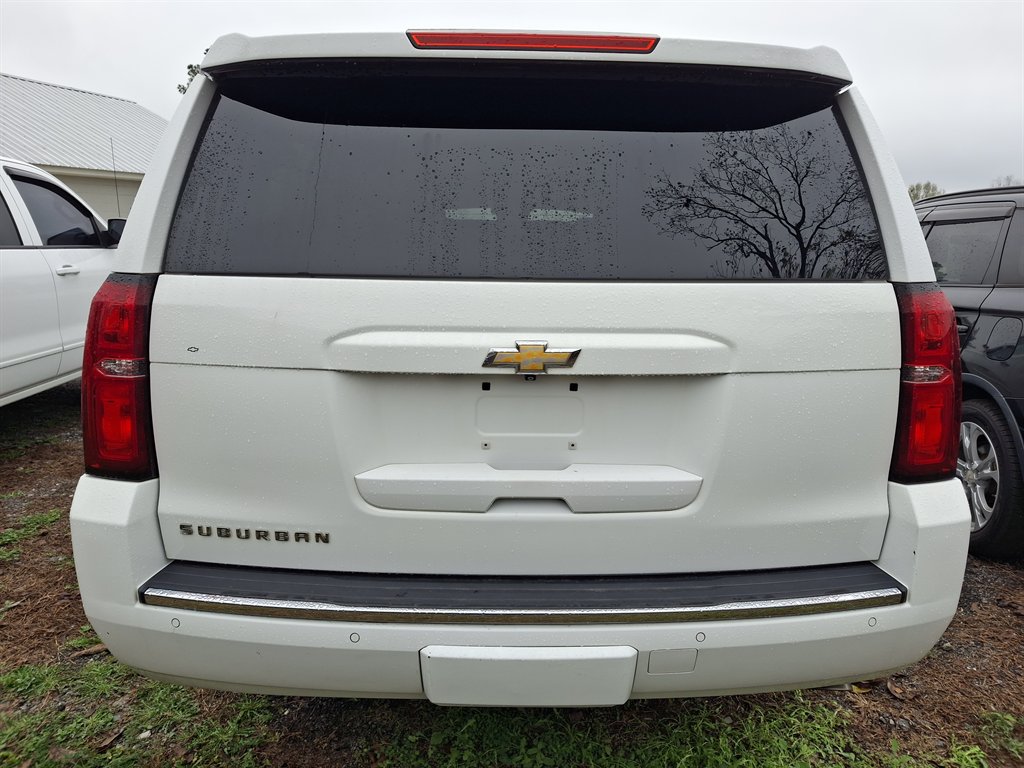 2015 Chevrolet Suburban LTZ - Photo 10