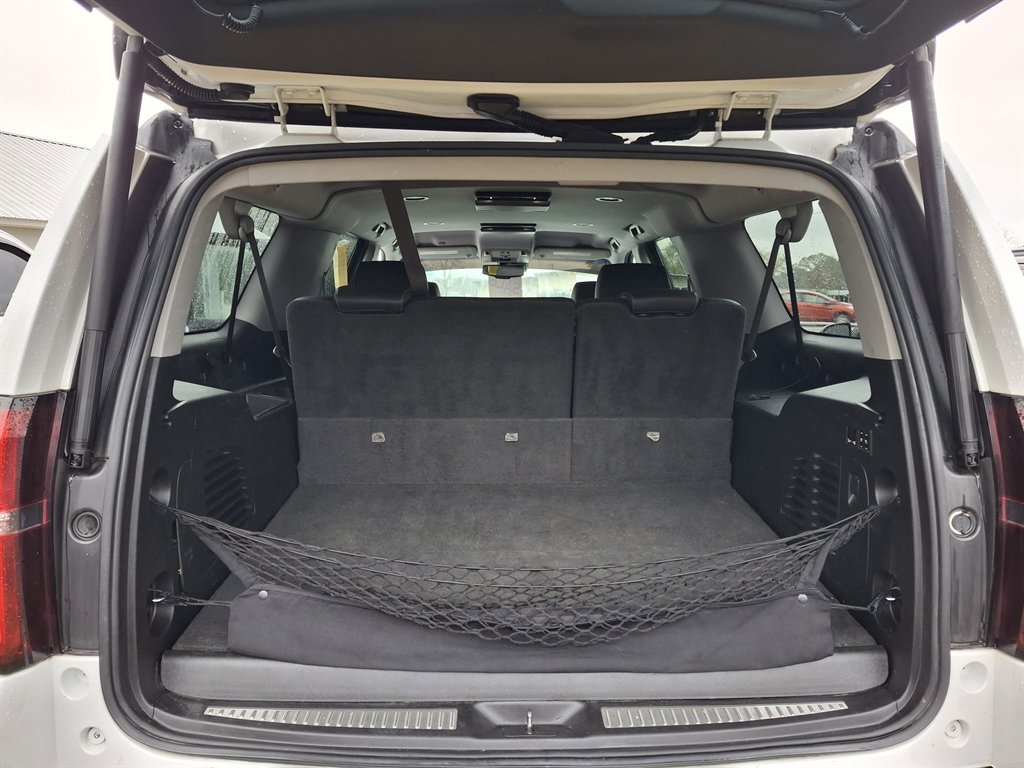2015 Chevrolet Suburban LTZ - Photo 9