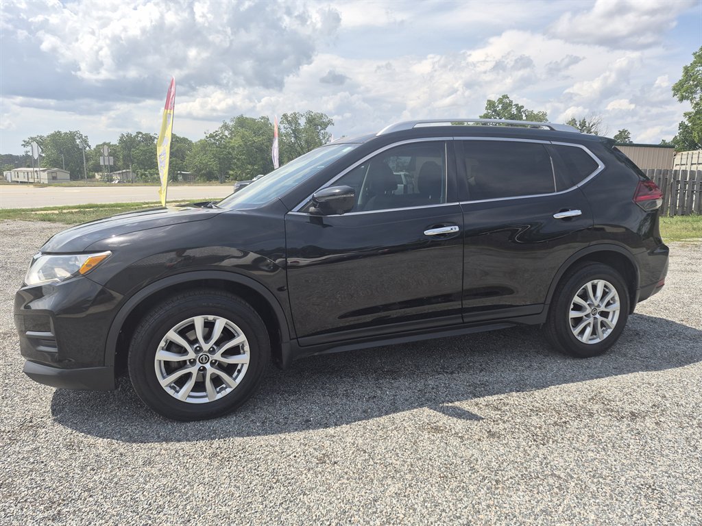 2018 Nissan Rogue SV FWD's photo